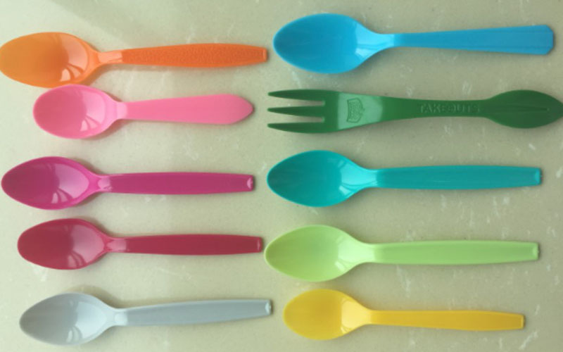 ����ɫ������